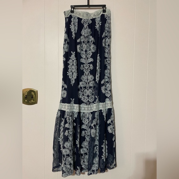 Arissa Embroidered Maxi Skirt in Navy - Picture 4 of 14